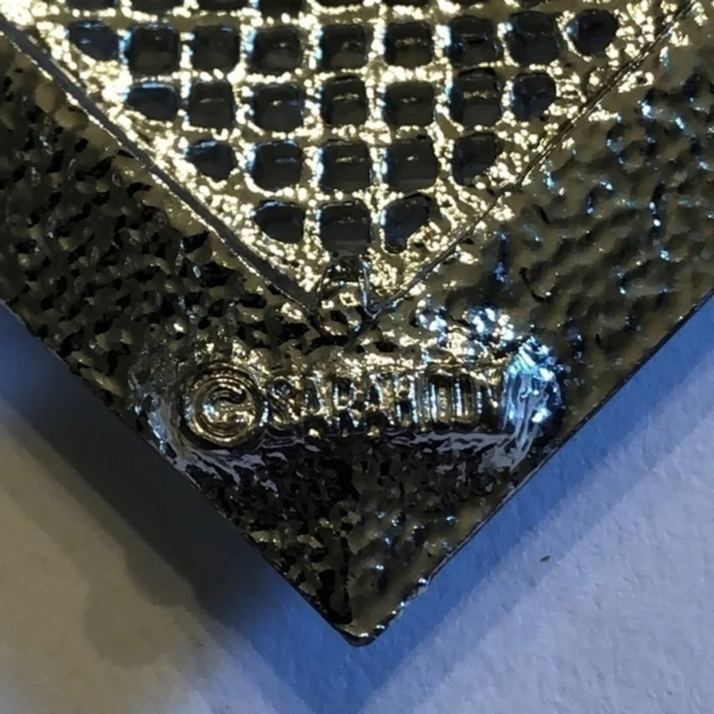 Vintage Signed Sarah Coventry Silver Tone Brooch Shoulder Pin